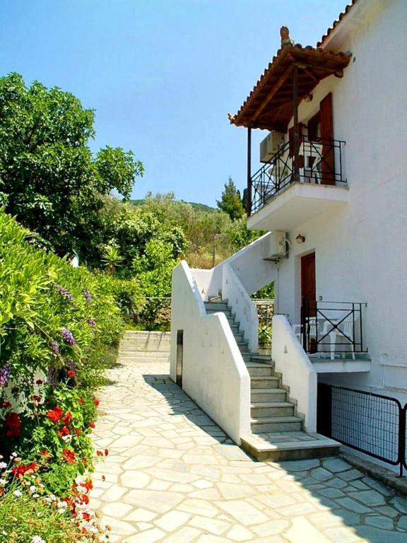 Olympion Apartments Stafylos Exterior photo